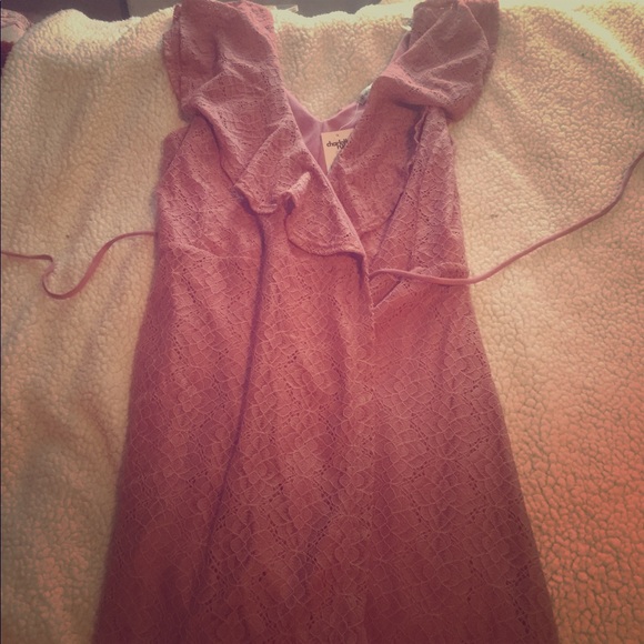 Charlotte Russe Dresses & Skirts - BRAND NEW LACE DRESS
